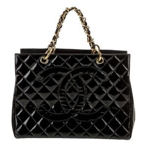 Rare Vintage Chanel Black Quilted Women's Bag! Great condition!